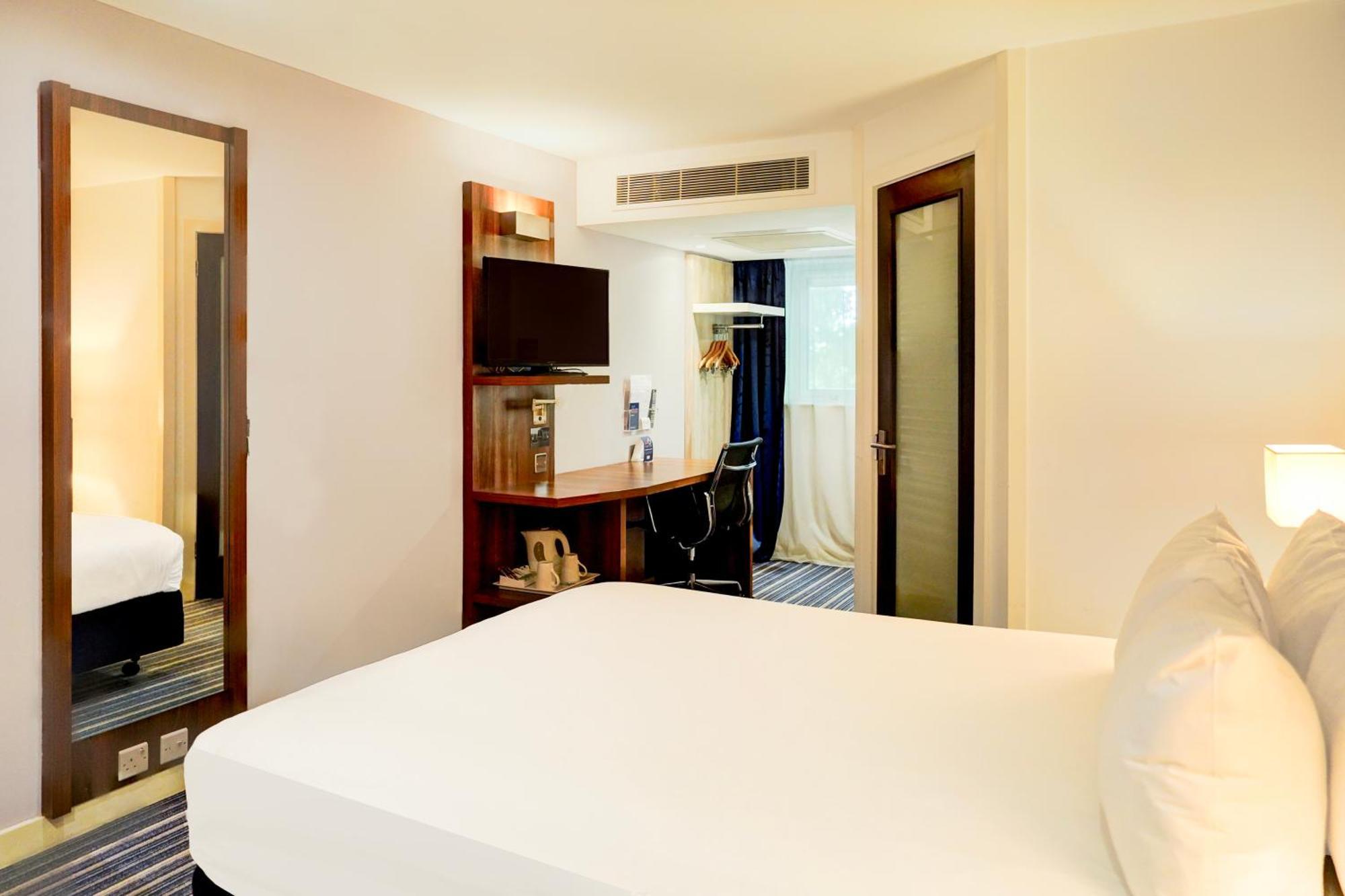 Belvilla Crewe City Centre Hotel Lifestyle מראה חיצוני תמונה
