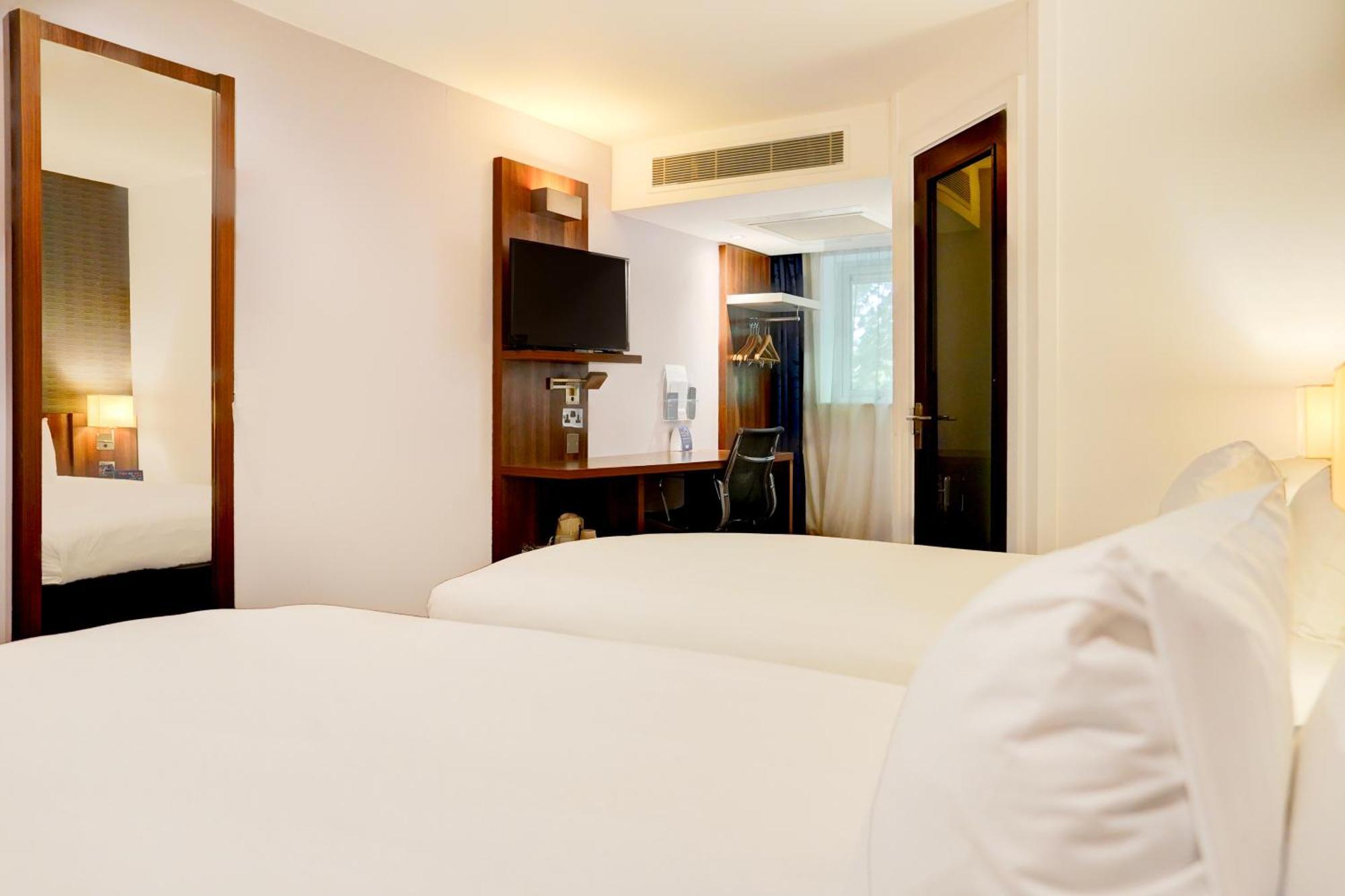 Belvilla Crewe City Centre Hotel Lifestyle מראה חיצוני תמונה