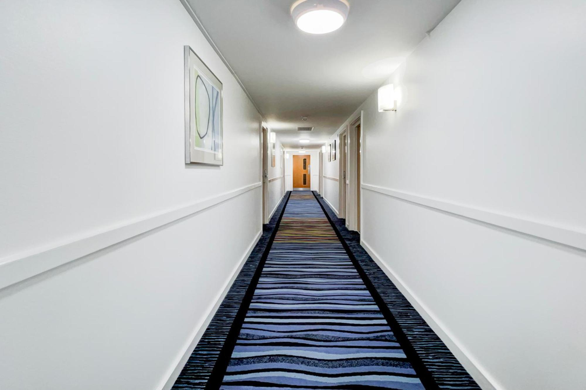 Belvilla Crewe City Centre Hotel Lifestyle מראה חיצוני תמונה